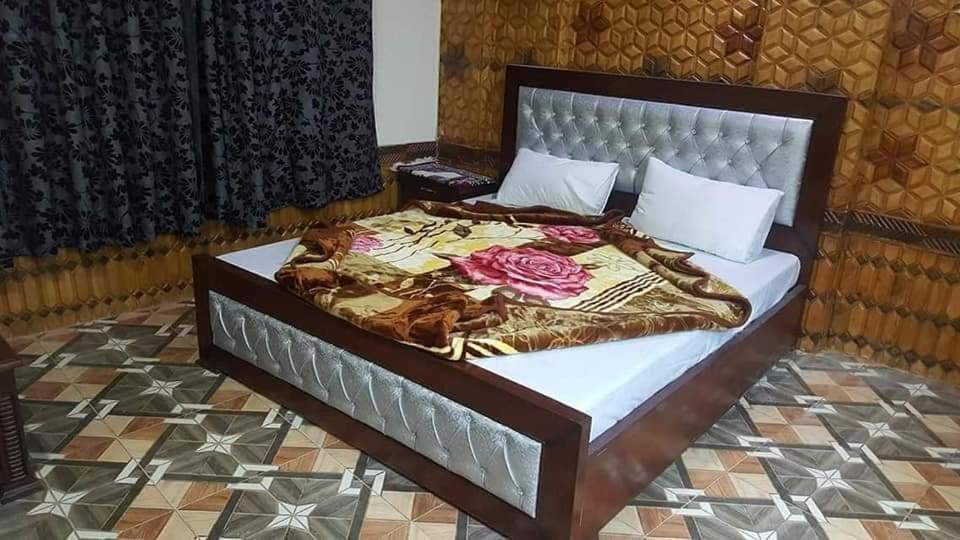 Madina Tower Hotel & Restaurant Bahrain Екстериор снимка